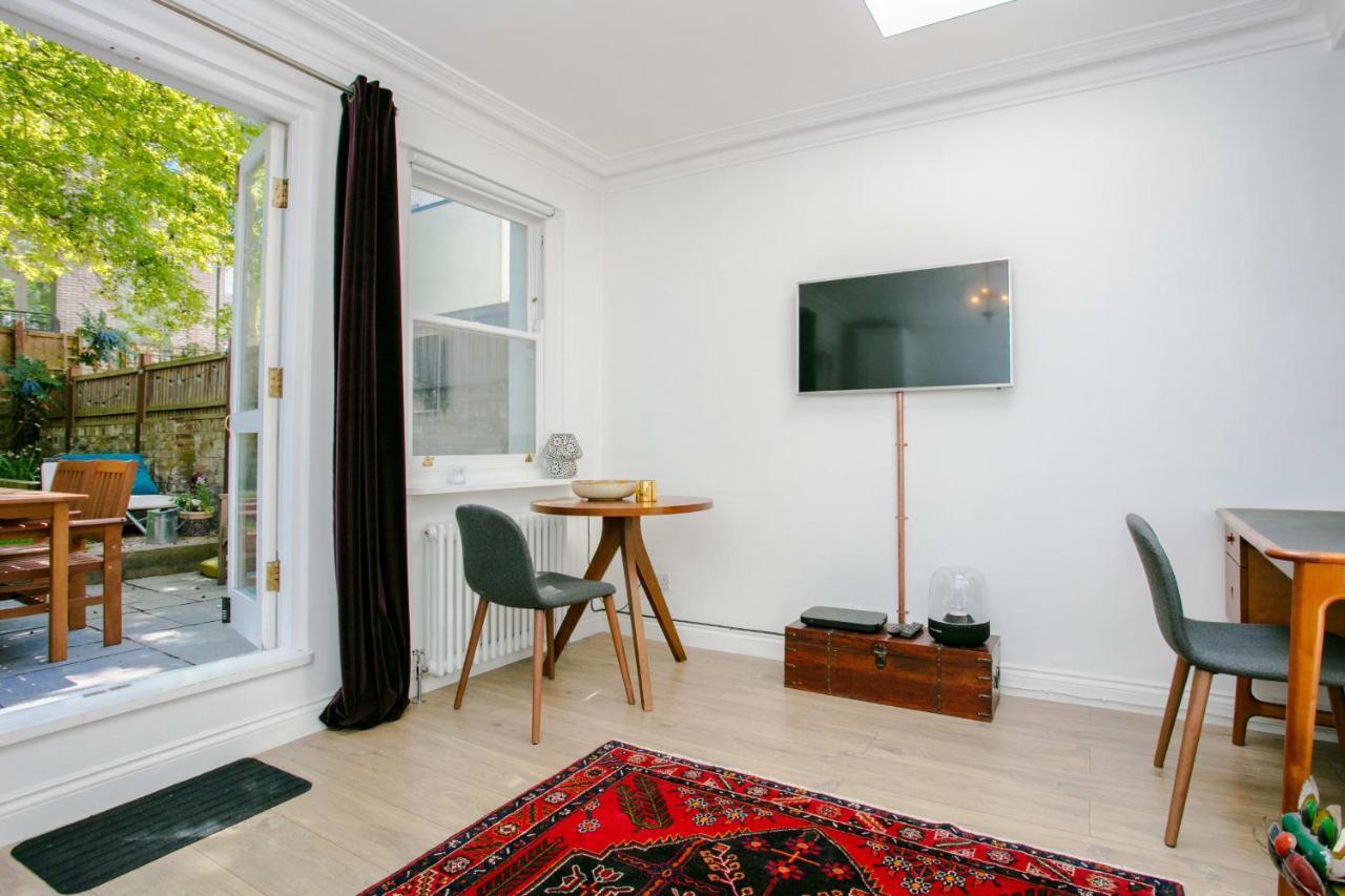 Modern Garden Apartment Camden 런던 외부 사진